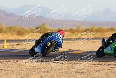 media/Nov-17-2024-CVMA (Sun) [[1fec520723]]/Race 18-Supersport Middleweight/